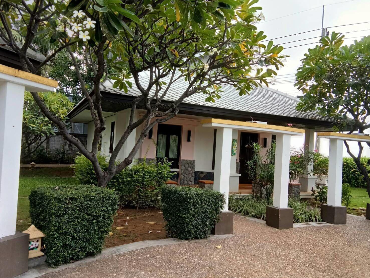 Golden Pine Beach Resort Pran Buri Extérieur photo