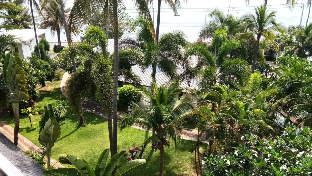 Golden Pine Beach Resort Pran Buri Extérieur photo